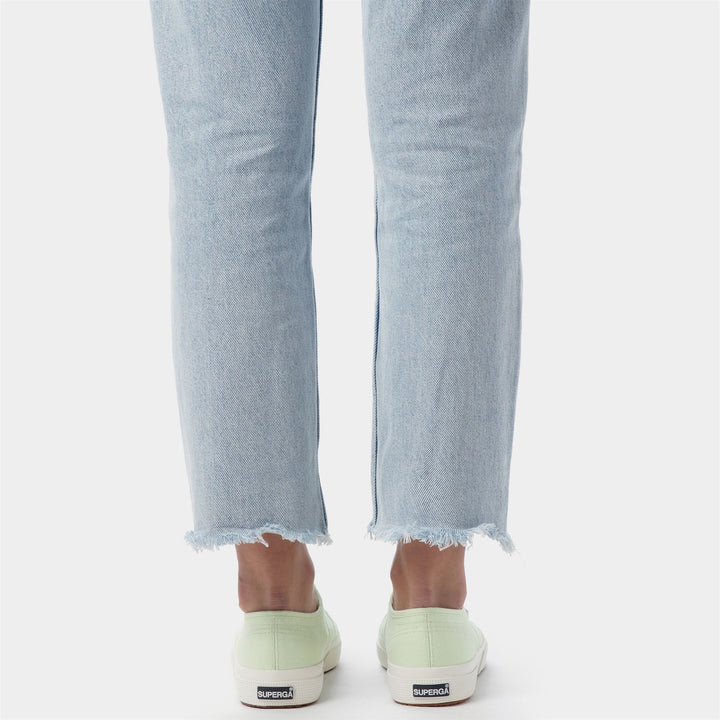 Classic Unisex Sneakers in Green with Cotton Upper 7