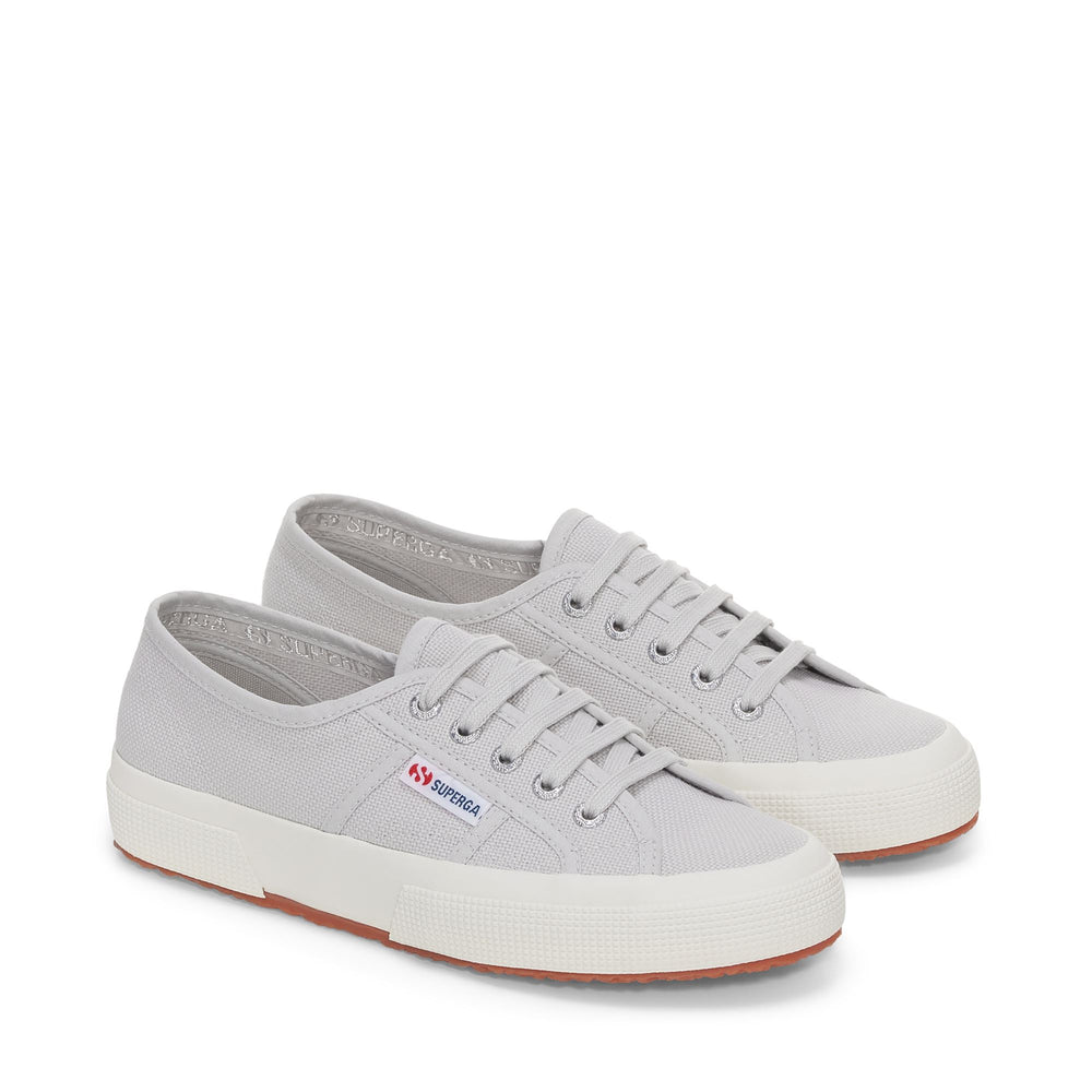 Klassische Unisex-Sneaker in Grau mit Obermaterial aus Baumwolle 02