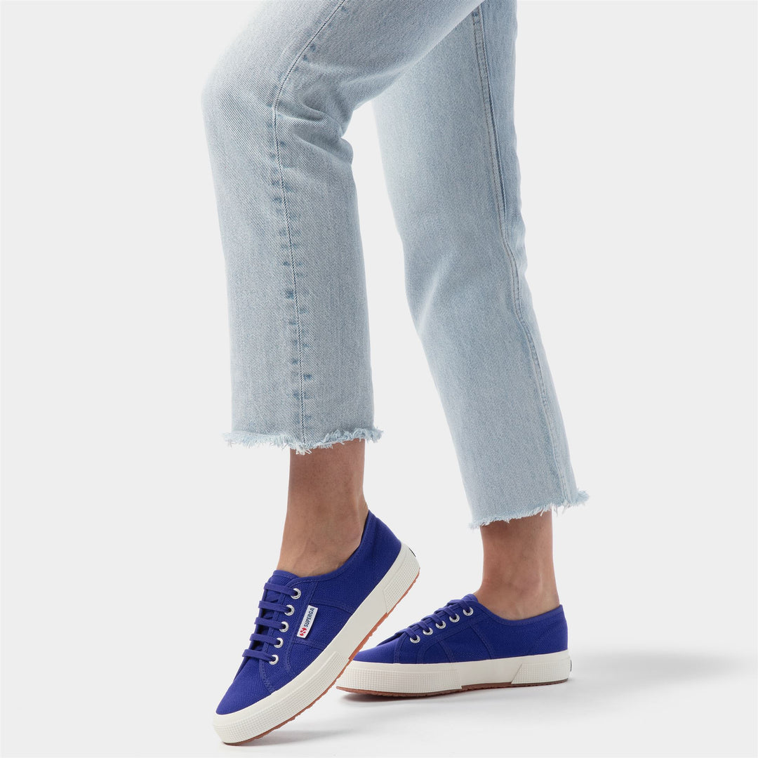 Classic Unisex Sneakers in Blue with Cotton Upper main
