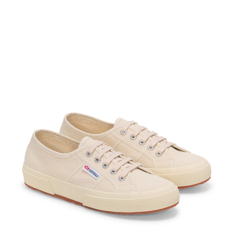 Zapatillas Clásicas Unisex en Beige con Parte Superior de Algodón 02