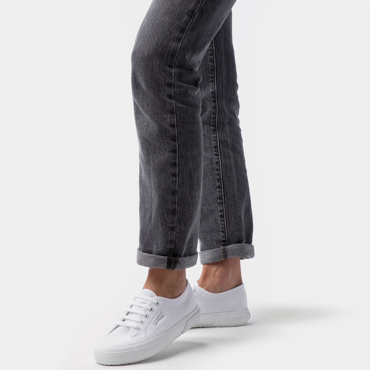 Klassische Unisex-Sneaker in Total White mit Obermaterial aus Baumwolle 6