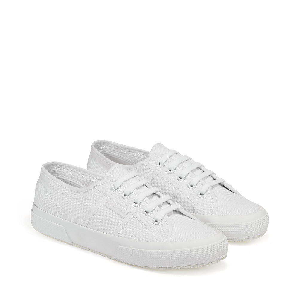 Klassische Unisex-Sneaker in Total White mit Obermaterial aus Baumwolle 02