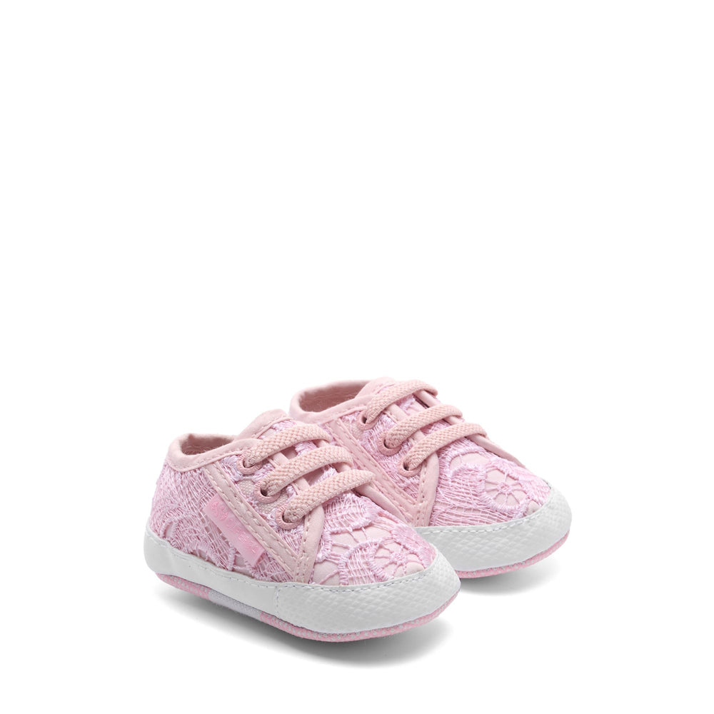 Niedrig geschnittene rosa Mädchen-Sneaker mit Obermaterial aus Makramee-Spitze 02