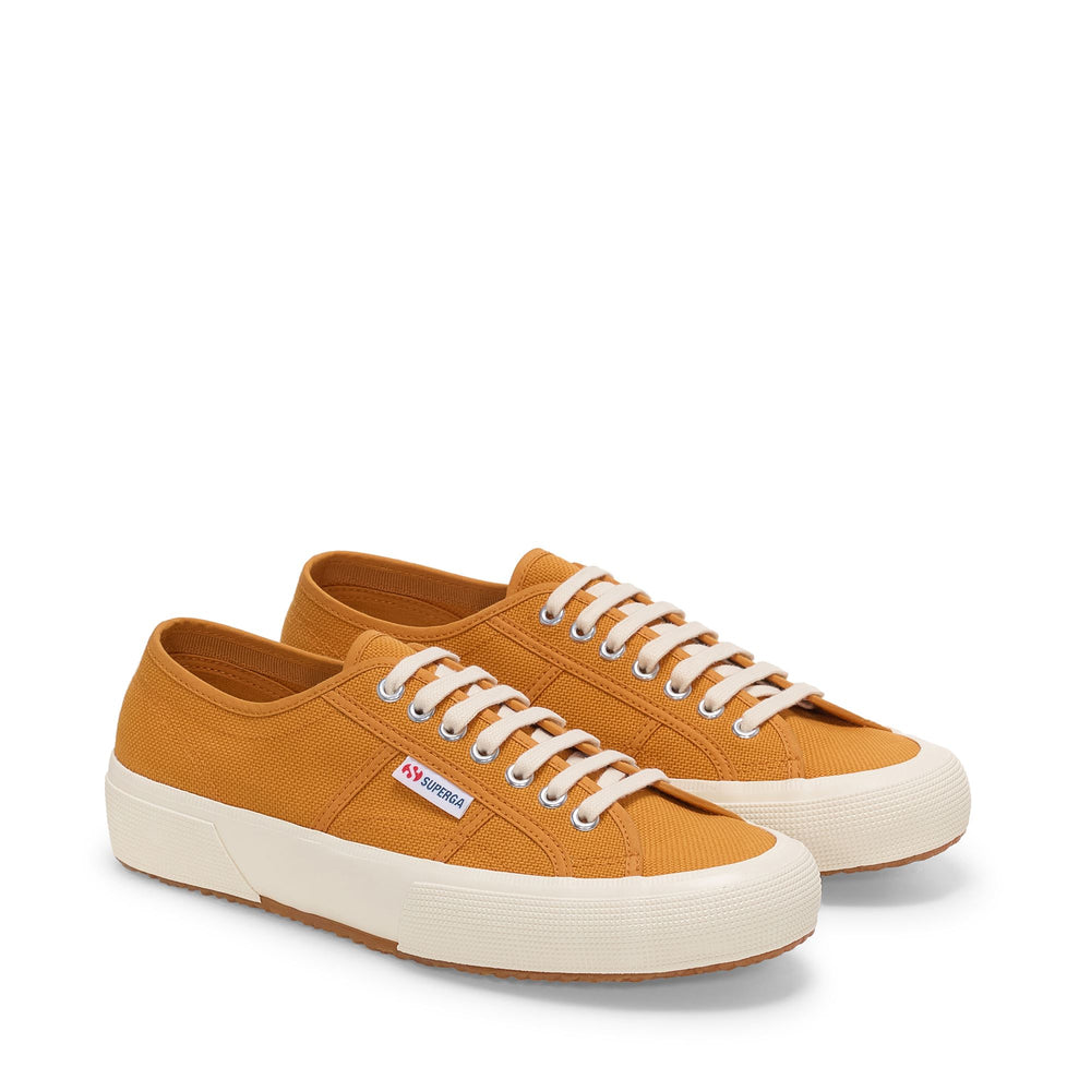 Braune Unisex Low Cut Sneakers mit Obermaterial aus Baumwolle 02